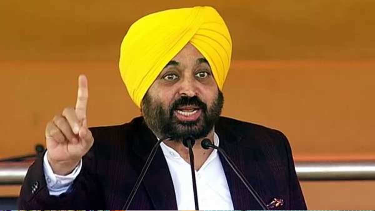 भगवंत मान ने किसानों के आंदोलन काे नाकाम करने के लिए दलाल की भूमिका निभाई